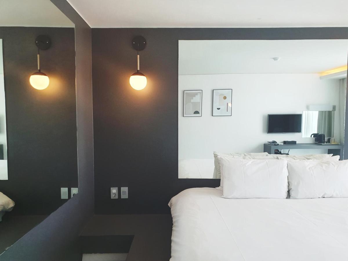 Pampas Hotel Jeju Exterior photo