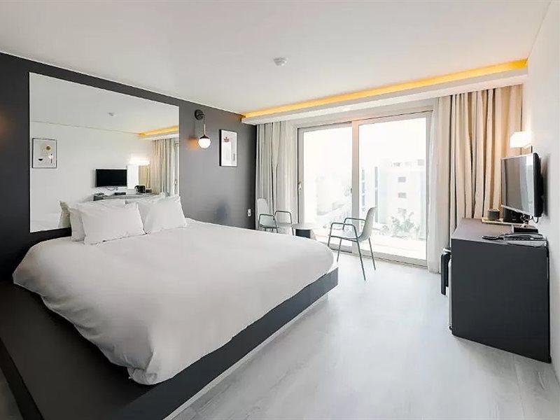 Pampas Hotel Jeju Exterior photo
