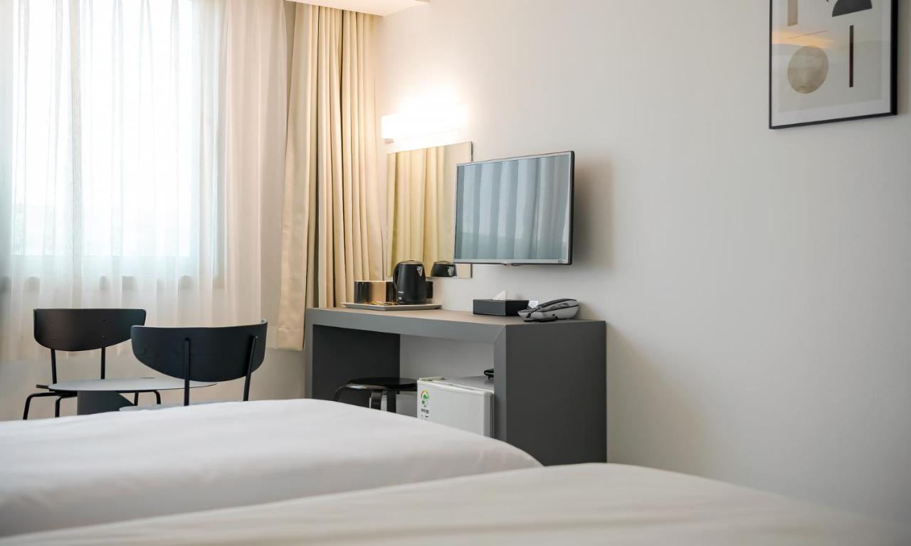 Pampas Hotel Jeju Exterior photo