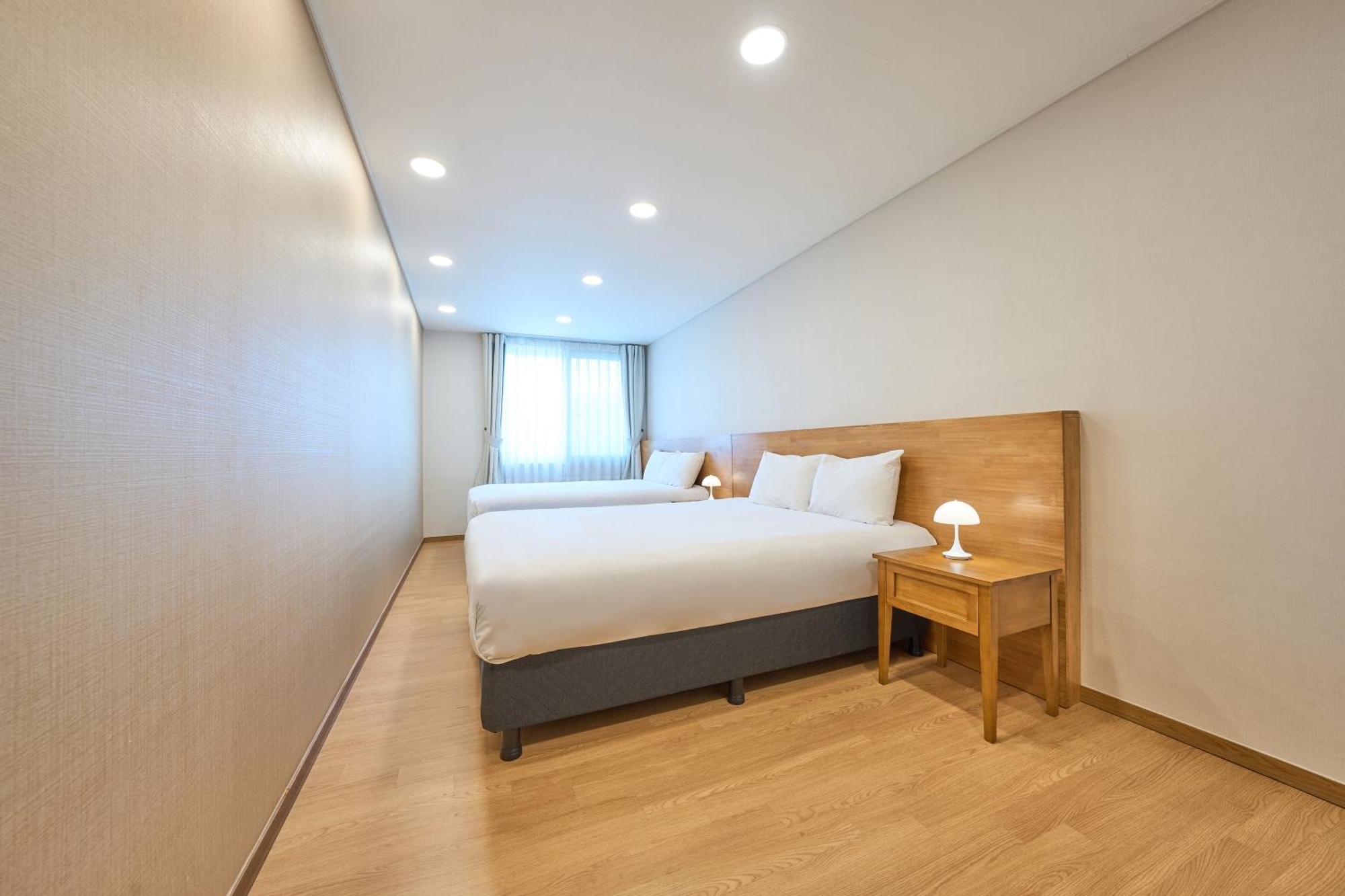 Pampas Hotel Jeju Exterior photo